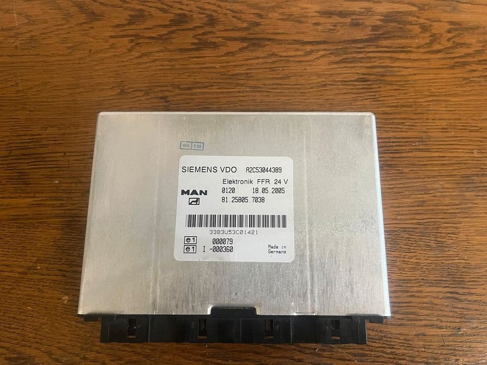 MAN SIEMENS VDO ELEKTRONIK FFR Steuergerät 81258057038 - Spare parts: picture 2 MAN SIEMENS VDO ELEKTRONIK FFR Steuergerät 81258057038 - Spare parts: picture 2