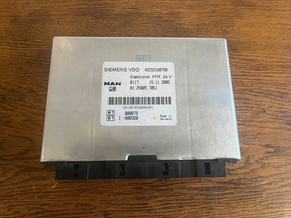 MAN SIEMENS VDO ELEKTRONIK FFR Steuergerät 81258057051 - Spare parts: picture 2 MAN SIEMENS VDO ELEKTRONIK FFR Steuergerät 81258057051 - Spare parts: picture 2