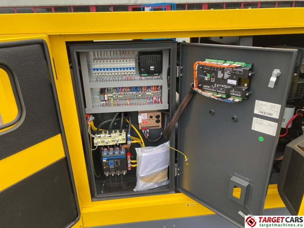 Generator set Atlas Copco QES100 Diesel 100KVA Generator 400/230V Unused: picture 14