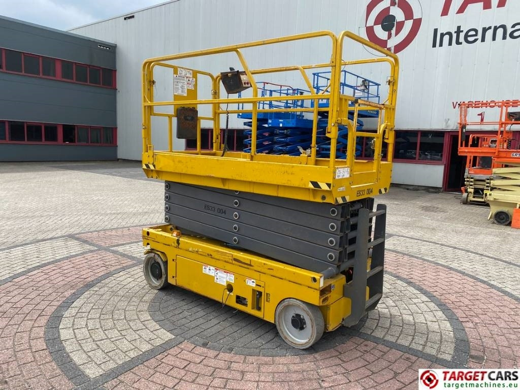 GMG 3346-ED Electric Scissor Work LIft 1200cm - Scissor lift: picture 4 GMG 3346-ED Electric Scissor Work LIft 1200cm - Scissor lift: picture 4