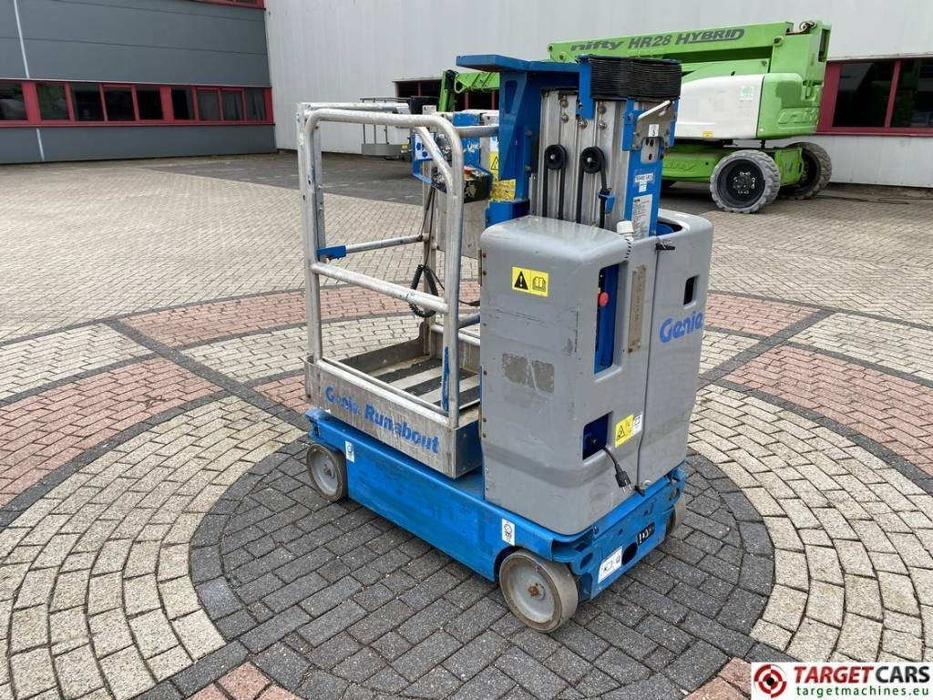 Genie GR15 Runabout Electric Vertical Mast Lift 652cm - Vertical mast lift: picture 4 Genie GR15 Runabout Electric Vertical Mast Lift 652cm - Vertical mast lift: picture 4