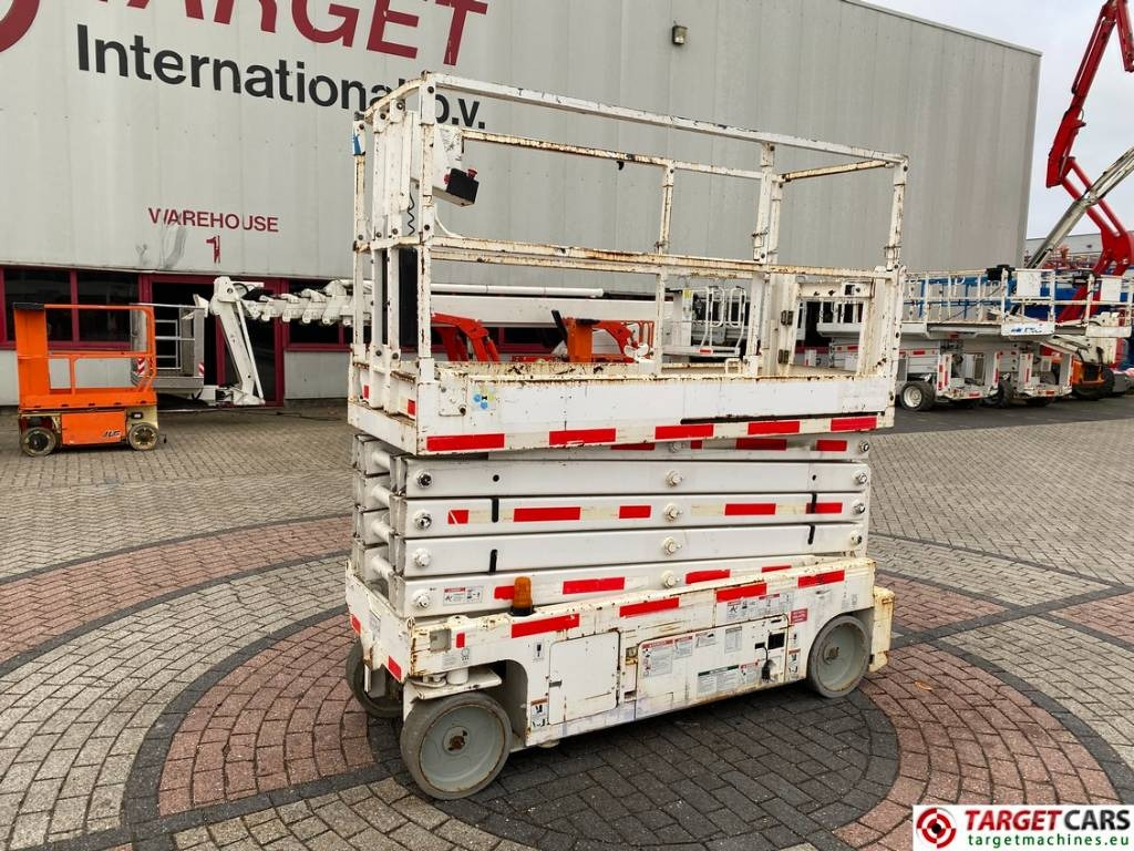 Genie GS-3232 Electric Scissor Work Lift 1175cm - Scissor lift: picture 1 Genie GS-3232 Electric Scissor Work Lift 1175cm - Scissor lift: picture 1