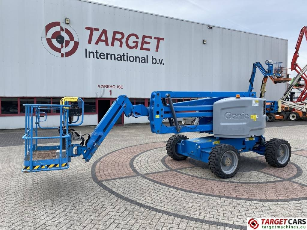 Genie Z-45/25J Diesel 4x4 Articulated Boom Lift 1605cm - Articulated boom lift: picture 1 Genie Z-45/25J Diesel 4x4 Articulated Boom Lift 1605cm - Articulated boom lift: picture 1
