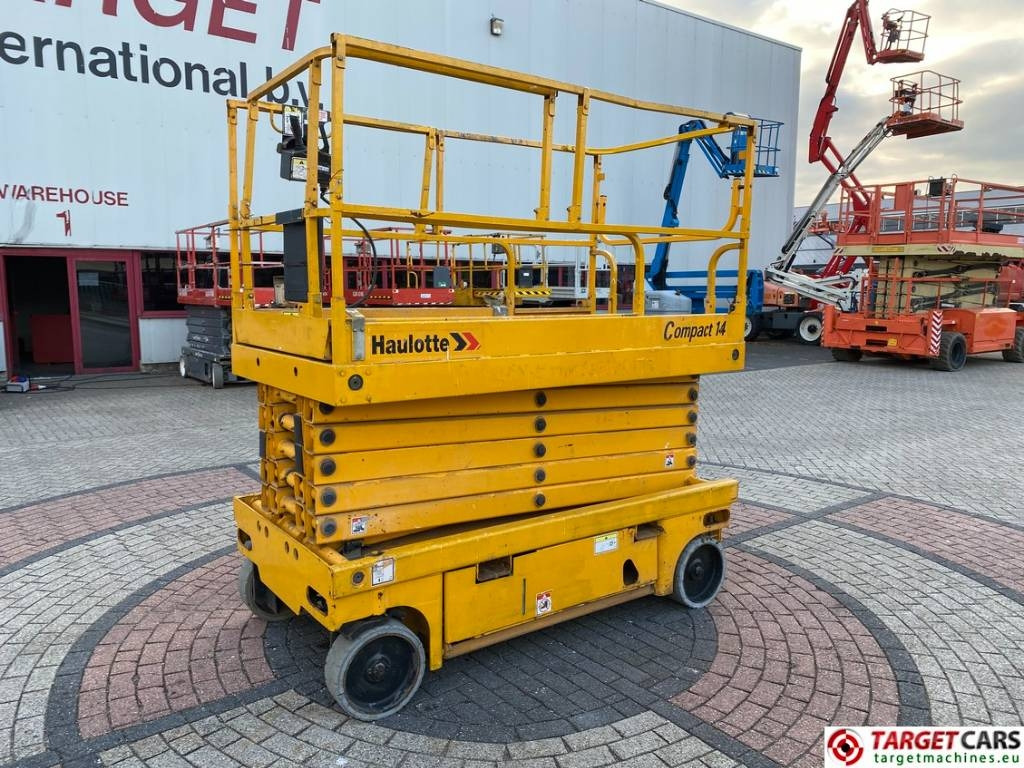 Haulotte Compact 14 Electric Scissor Work Lift 1385cm  - Scissor lift: picture 1 Haulotte Compact 14 Electric Scissor Work Lift 1385cm  - Scissor lift: picture 1