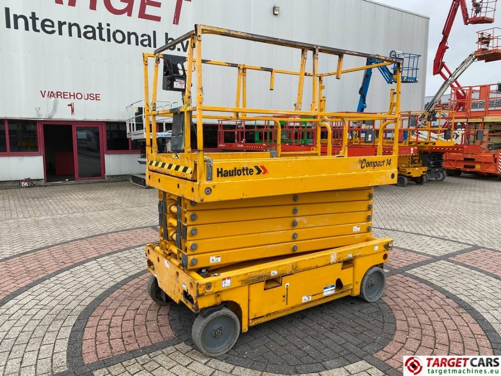 Haulotte Compact 14 Electric Scissor Work Lift 1385cm  - Scissor lift: picture 1 Haulotte Compact 14 Electric Scissor Work Lift 1385cm  - Scissor lift: picture 1