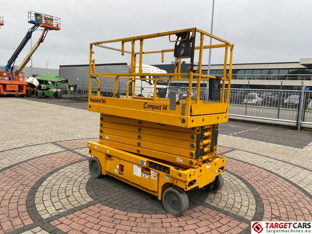 Haulotte Compact 14 Electric Scissor Work Lift 1385cm  - Scissor lift: picture 2 Haulotte Compact 14 Electric Scissor Work Lift 1385cm  - Scissor lift: picture 2