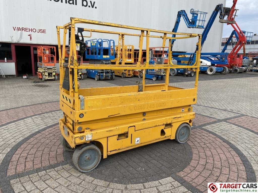 Haulotte Compact 8 Electric Scissor Work Lift 818cm  - Scissor lift: picture 1 Haulotte Compact 8 Electric Scissor Work Lift 818cm  - Scissor lift: picture 1