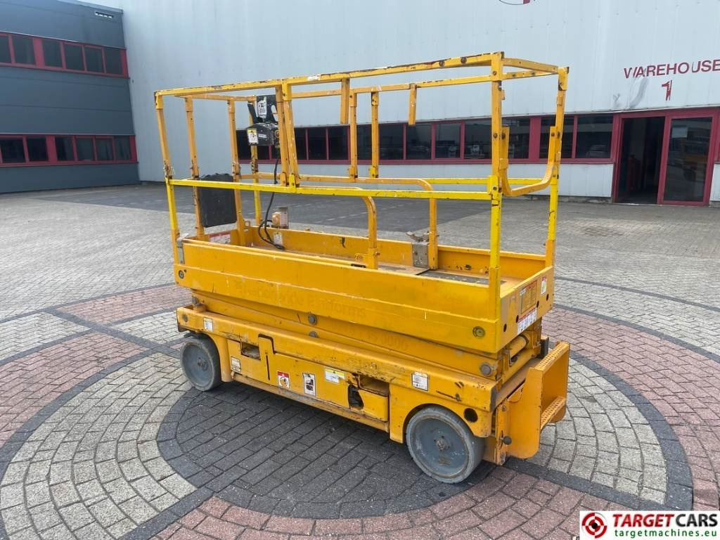 Haulotte Compact 8 Electric Scissor Work Lift 818cm  - Scissor lift: picture 4 Haulotte Compact 8 Electric Scissor Work Lift 818cm  - Scissor lift: picture 4