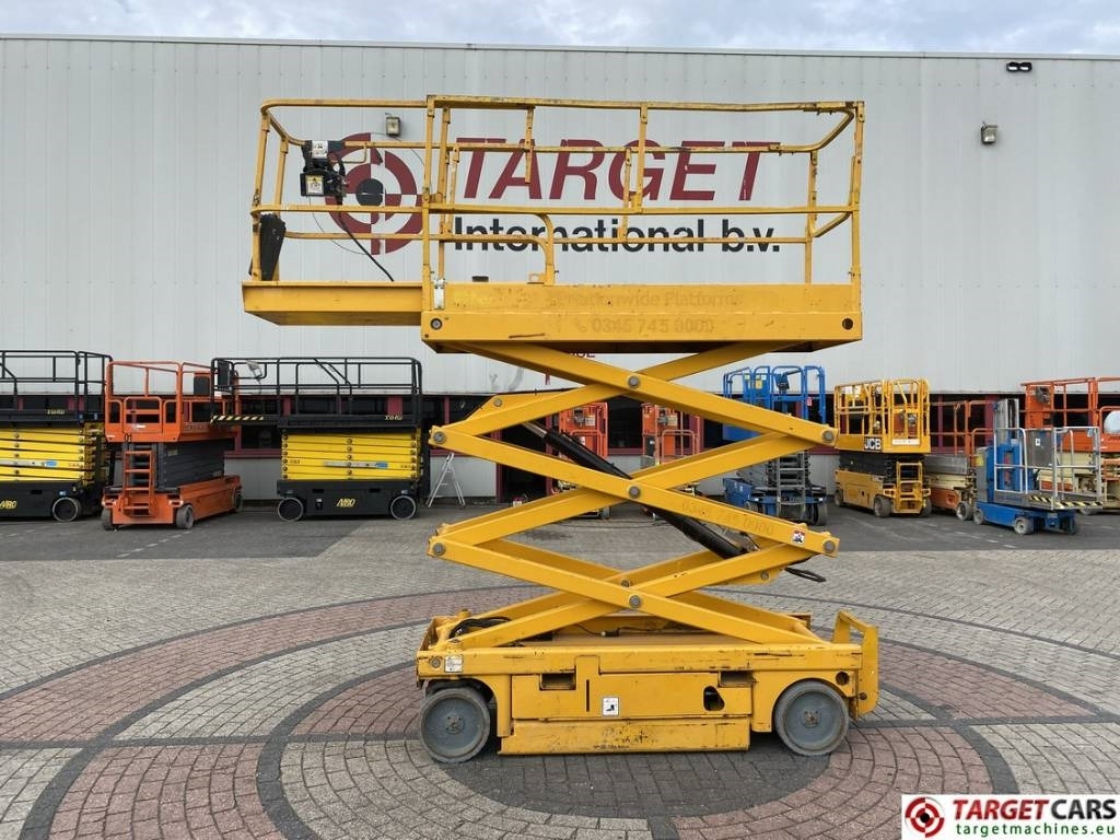 Haulotte Compact 8 Electric Scissor Work Lift 818cm  - Scissor lift: picture 5 Haulotte Compact 8 Electric Scissor Work Lift 818cm  - Scissor lift: picture 5