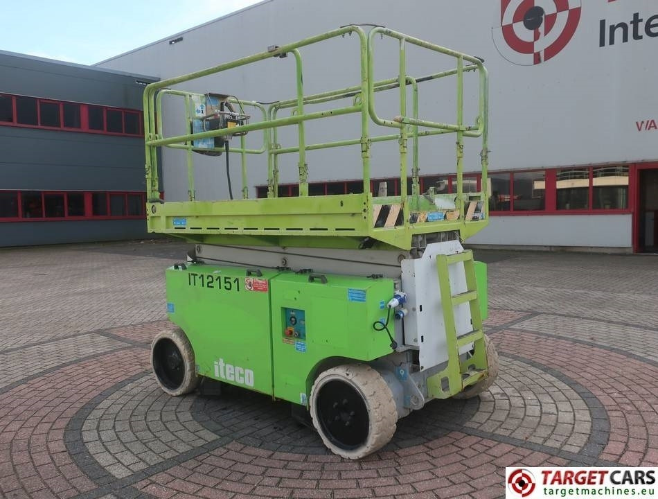 Iteco IT12151 Electric Scissor Work Lift 1380cm - Scissor lift: picture 4 Iteco IT12151 Electric Scissor Work Lift 1380cm - Scissor lift: picture 4