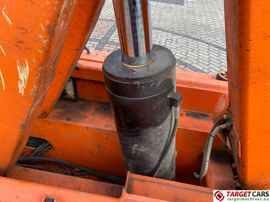 Scissor lift JLG 153-12 Liftlux Electric Scissor Work Lift 1730cm: picture 28 Scissor lift JLG 153-12 Liftlux Electric Scissor Work Lift 1730cm: picture 28