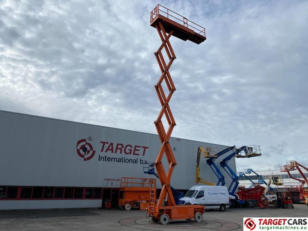 Scissor lift JLG 153-12 Liftlux Electric Scissor Work Lift 1730cm: picture 6 Scissor lift JLG 153-12 Liftlux Electric Scissor Work Lift 1730cm: picture 6