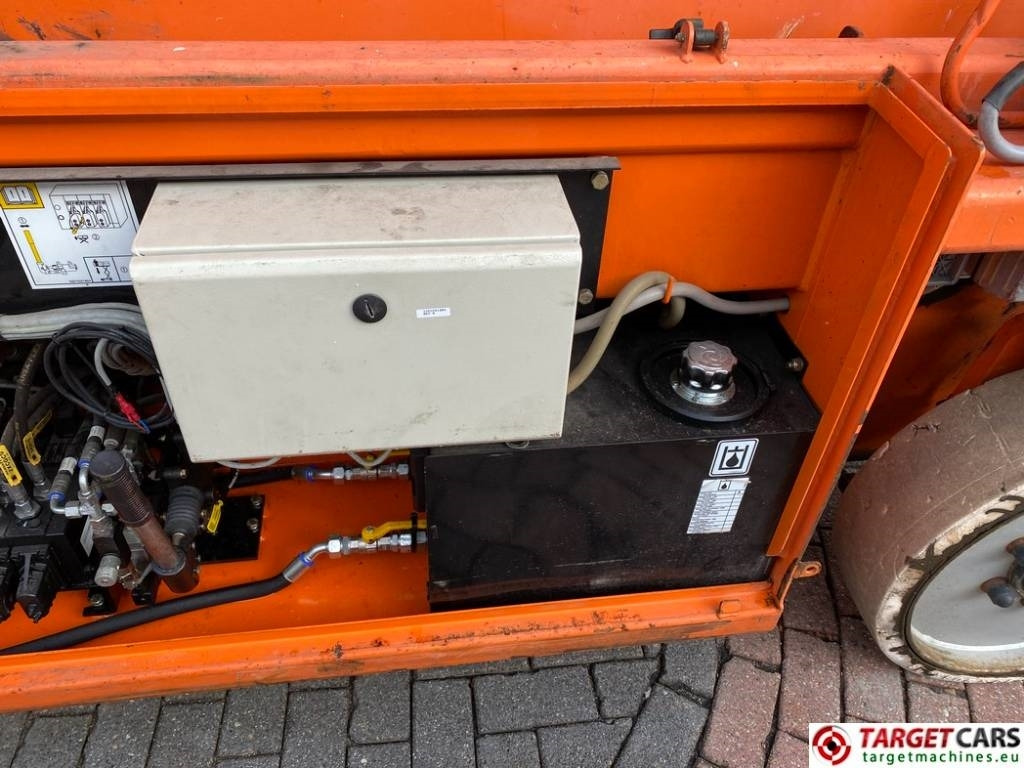 Scissor lift JLG 153-12 Liftlux Electric Scissor Work Lift 1730cm: picture 16 Scissor lift JLG 153-12 Liftlux Electric Scissor Work Lift 1730cm: picture 16