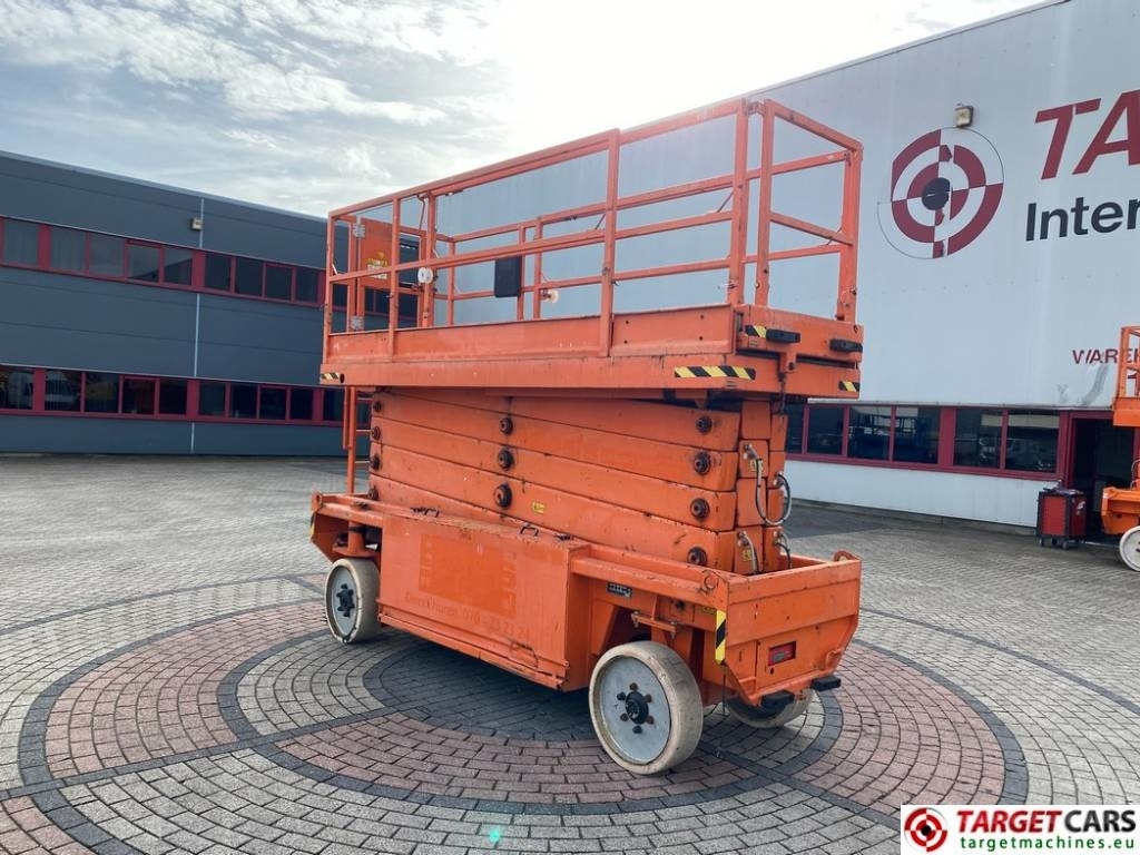 JLG 153-12 Liftlux Electric Scissor Work Lift 1730cm - Scissor lift: picture 4 JLG 153-12 Liftlux Electric Scissor Work Lift 1730cm - Scissor lift: picture 4