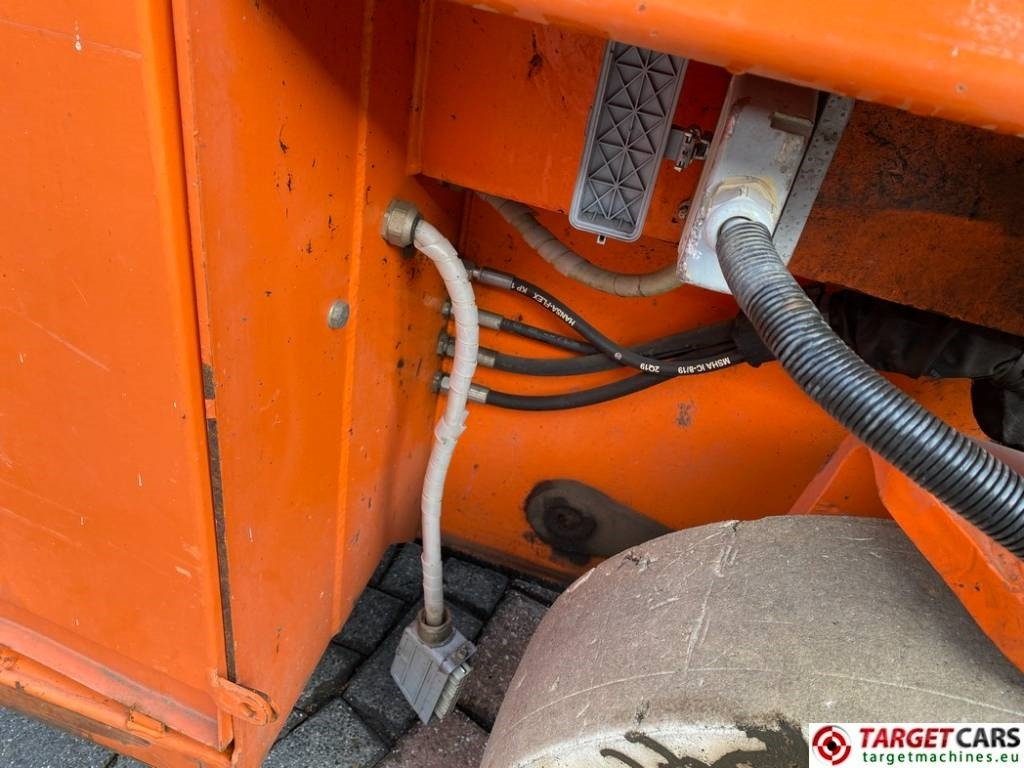 Scissor lift JLG 153-12 Liftlux Electric Scissor Work Lift 1730cm: picture 31 Scissor lift JLG 153-12 Liftlux Electric Scissor Work Lift 1730cm: picture 31