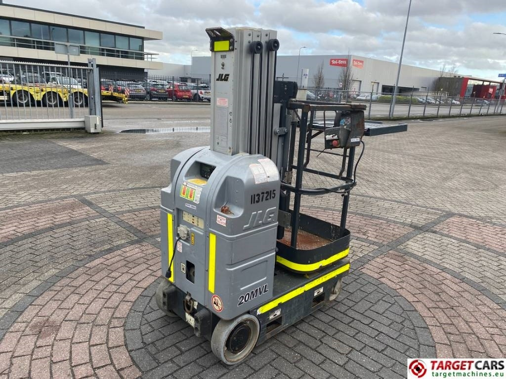 JLG 20MVL Electric Vertical Mast Work Lift 794cm - Vertical mast lift: picture 3 JLG 20MVL Electric Vertical Mast Work Lift 794cm - Vertical mast lift: picture 3