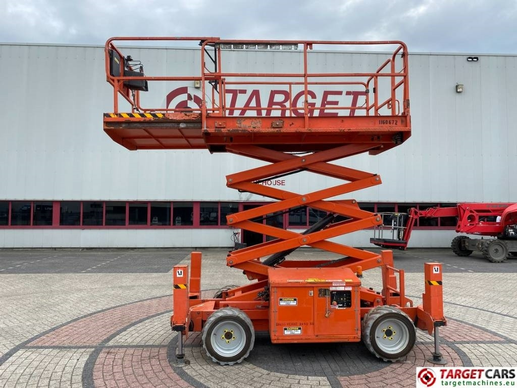 JLG 260MRT Diesel 4x4 Scissor Workj Lift 992cm - Scissor lift: picture 5 JLG 260MRT Diesel 4x4 Scissor Workj Lift 992cm - Scissor lift: picture 5