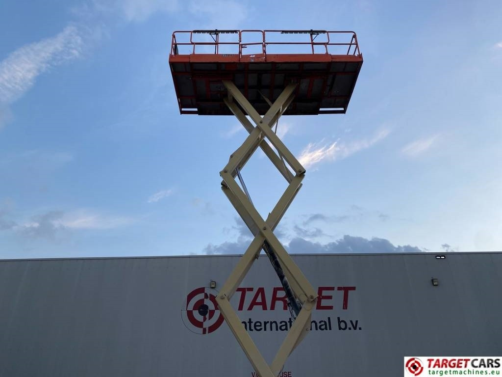 Scissor lift JLG 3394RT Diesel 4x4 Scissor Work Lift 1206cm: picture 20