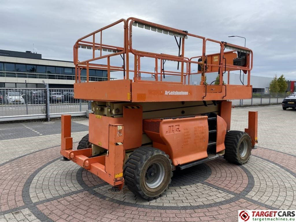 JLG 4394RT Diesel 4x4 Scissor Work Lift 1511cm - Scissor lift: picture 3 JLG 4394RT Diesel 4x4 Scissor Work Lift 1511cm - Scissor lift: picture 3