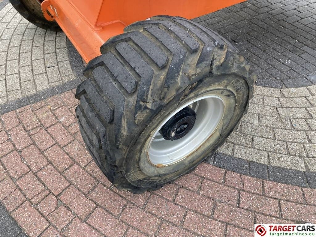 Leasing of JLG 520AJ Articulated 4x4 Diesel Boom Work Lift 1800cm JLG 520AJ Articulated 4x4 Diesel Boom Work Lift 1800cm: picture 21 Leasing of JLG 520AJ Articulated 4x4 Diesel Boom Work Lift 1800cm JLG 520AJ Articulated 4x4 Diesel Boom Work Lift 1800cm: picture 21