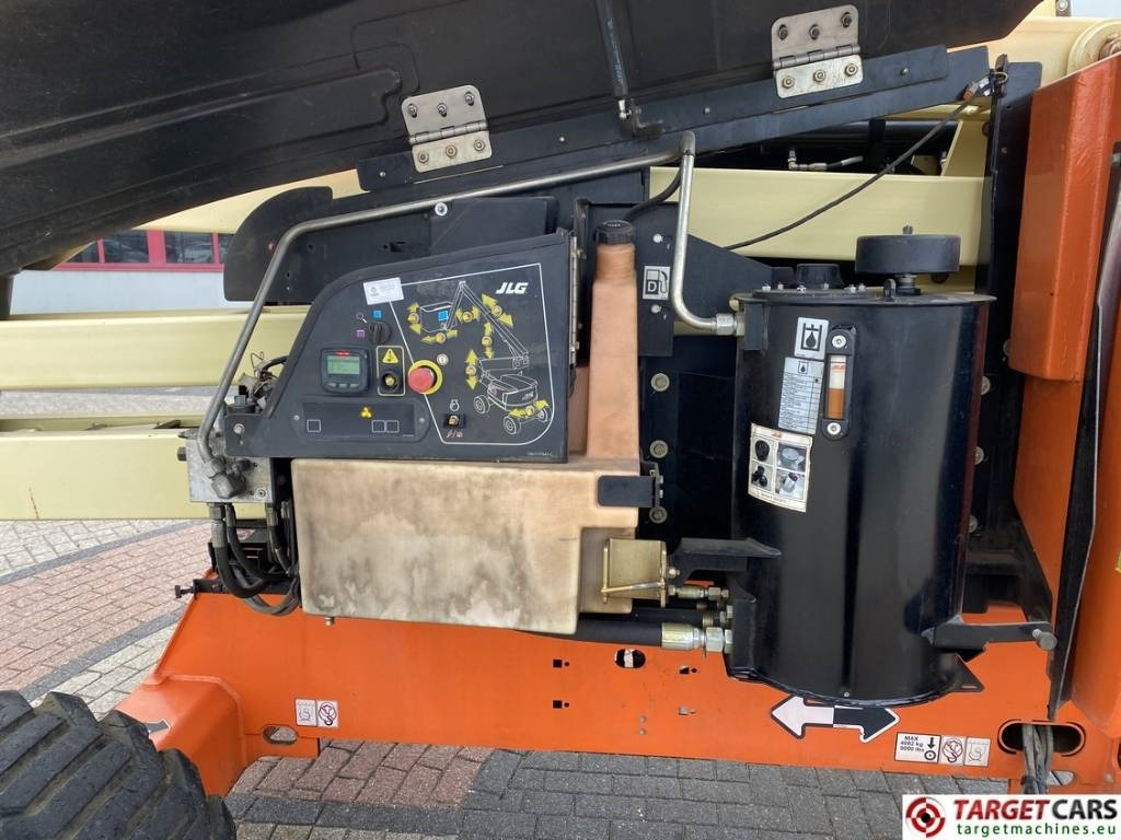 Leasing of JLG 520AJ Articulated 4x4 Diesel Boom Work Lift 1800cm JLG 520AJ Articulated 4x4 Diesel Boom Work Lift 1800cm: picture 12 Leasing of JLG 520AJ Articulated 4x4 Diesel Boom Work Lift 1800cm JLG 520AJ Articulated 4x4 Diesel Boom Work Lift 1800cm: picture 12