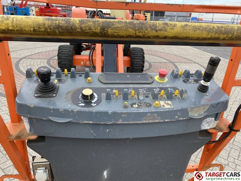 Leasing of JLG 520AJ Articulated 4x4 Diesel Boom Work Lift 1800cm JLG 520AJ Articulated 4x4 Diesel Boom Work Lift 1800cm: picture 9 Leasing of JLG 520AJ Articulated 4x4 Diesel Boom Work Lift 1800cm JLG 520AJ Articulated 4x4 Diesel Boom Work Lift 1800cm: picture 9