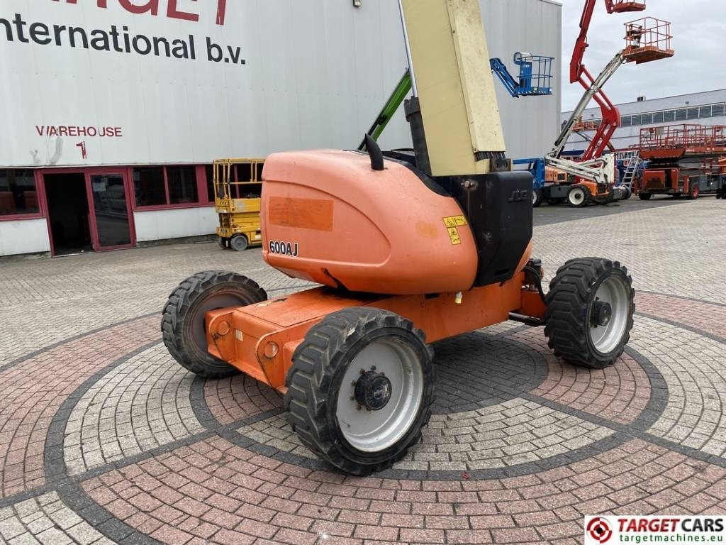 Articulated boom lift JLG 600AJ Articulated 4x4 Diesel Boom Work Lift 2047cm: picture 35