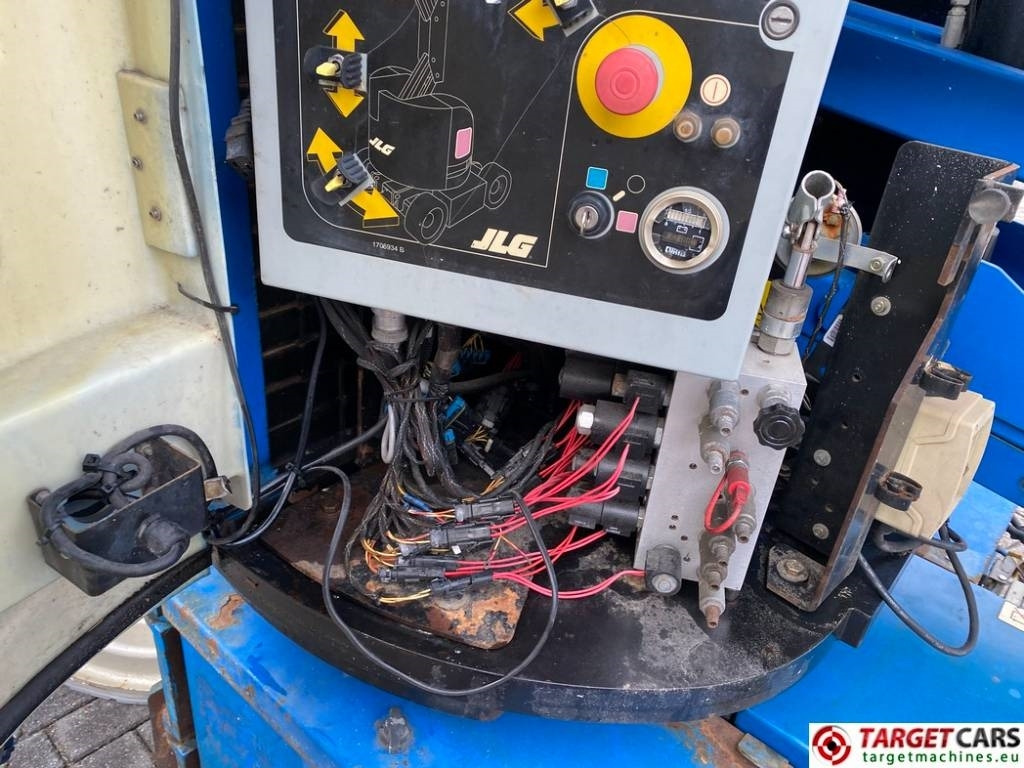 Leasing of JLG E300AJP Articulated Jib Plus Boom Work Lift 1097cm JLG E300AJP Articulated Jib Plus Boom Work Lift 1097cm: picture 39 Leasing of JLG E300AJP Articulated Jib Plus Boom Work Lift 1097cm JLG E300AJP Articulated Jib Plus Boom Work Lift 1097cm: picture 39