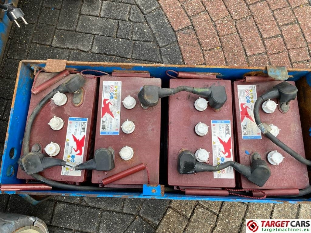 Leasing of JLG E300AJP Articulated Jib Plus Boom Work Lift 1097cm JLG E300AJP Articulated Jib Plus Boom Work Lift 1097cm: picture 14 Leasing of JLG E300AJP Articulated Jib Plus Boom Work Lift 1097cm JLG E300AJP Articulated Jib Plus Boom Work Lift 1097cm: picture 14