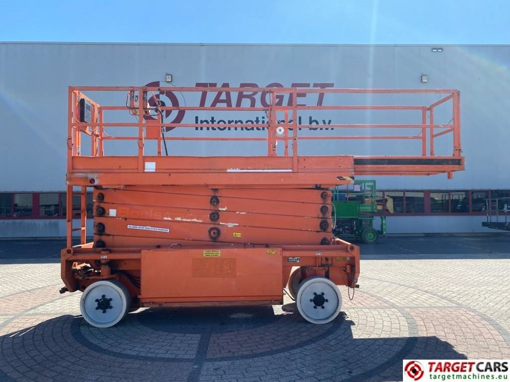 JLG Liftlux 153-12 Electric Scissor Work Lift 1730cm - Scissor lift: picture 5 JLG Liftlux 153-12 Electric Scissor Work Lift 1730cm - Scissor lift: picture 5