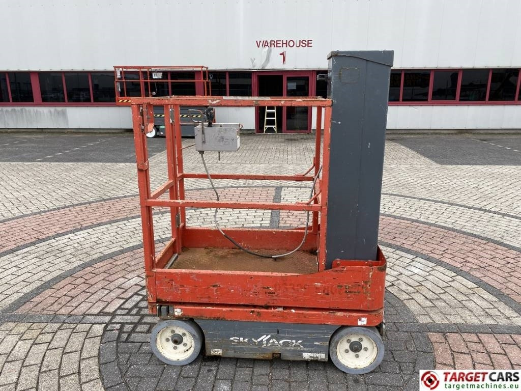 SkyJack SJ16 Electric Vertical Mast Work Lift 675cm - Aerial platform: picture 5 SkyJack SJ16 Electric Vertical Mast Work Lift 675cm - Aerial platform: picture 5