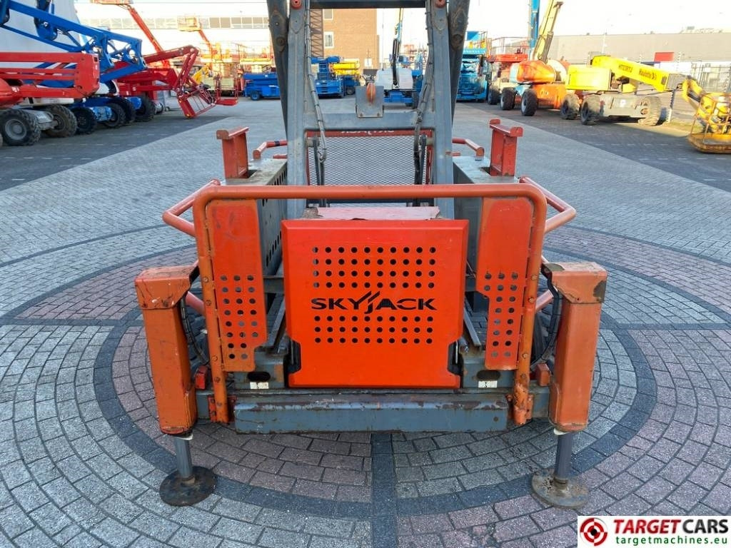 Scissor lift SkyJack SJ8841 RT Diesel 4x4 Scissor Work Lift 1430cm: picture 25