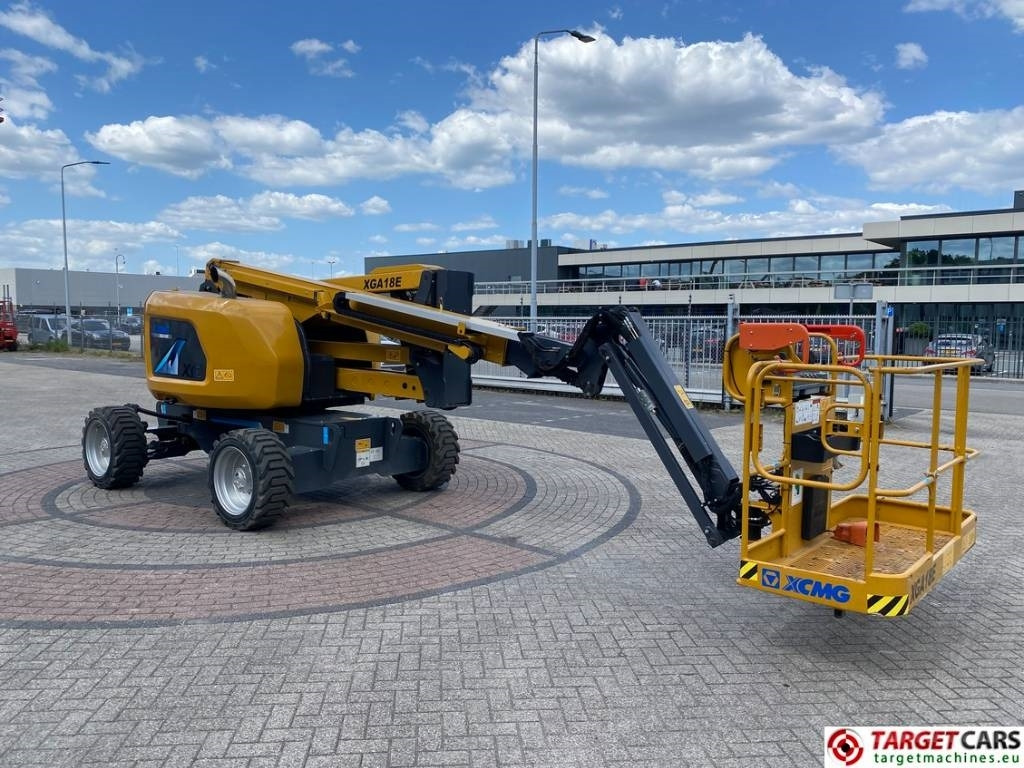XCMG XGA18E Articulated 4x4 Diesel Boom Work Lift 18M  - Articulated boom lift: picture 2 XCMG XGA18E Articulated 4x4 Diesel Boom Work Lift 18M  - Articulated boom lift: picture 2