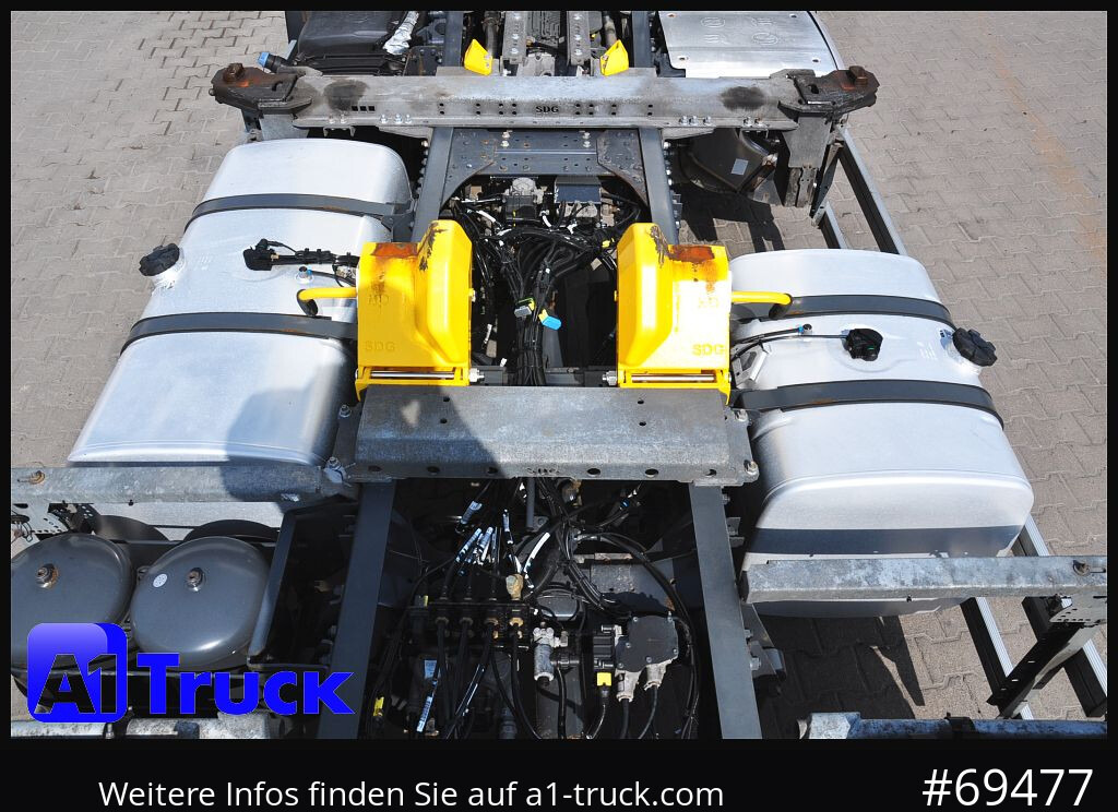 DAF XF 480 Intarder, Multiwechsler 2x AHK, TÜV 10-2026 - Cab chassis truck: picture 3 DAF XF 480 Intarder, Multiwechsler 2x AHK, TÜV 10-2026 - Cab chassis truck: picture 3