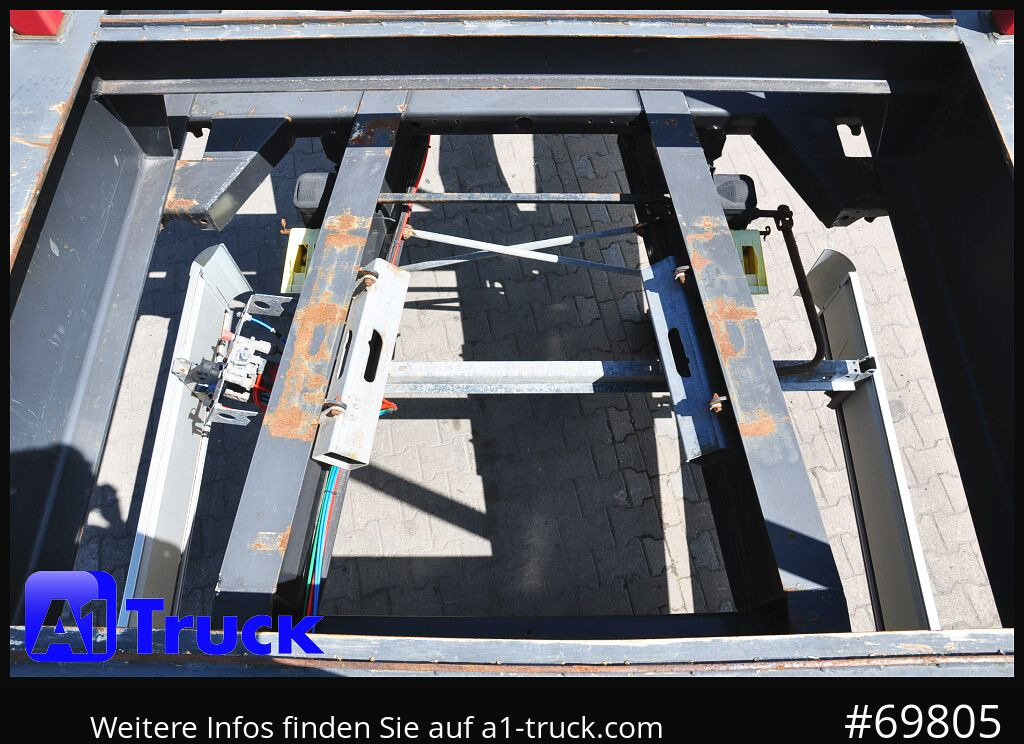 FLIEGL SDS01, Langholz, Containeraufbau, Liftachse, - Timber semi-trailer: picture 4 FLIEGL SDS01, Langholz, Containeraufbau, Liftachse, - Timber semi-trailer: picture 4