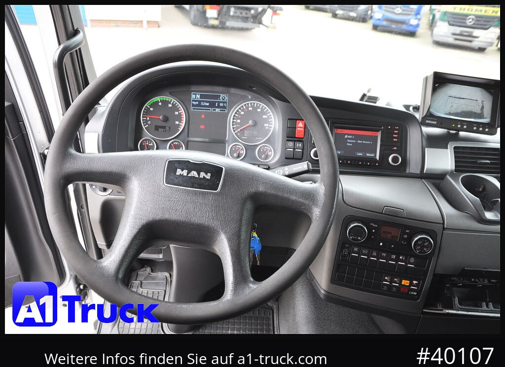 MAN TGS 26.360, Carrier 1150 Rolltor+ LBW, Lift - Refrigerated truck: picture 3 MAN TGS 26.360, Carrier 1150 Rolltor+ LBW, Lift - Refrigerated truck: picture 3