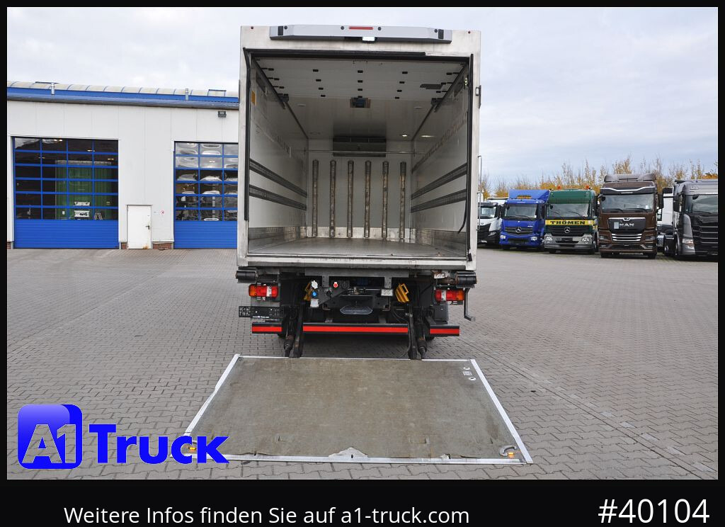 MAN TGS 26.360, Carrier 1150 Rolltor+ LBW, Liftachse, - Refrigerated truck: picture 2 MAN TGS 26.360, Carrier 1150 Rolltor+ LBW, Liftachse, - Refrigerated truck: picture 2