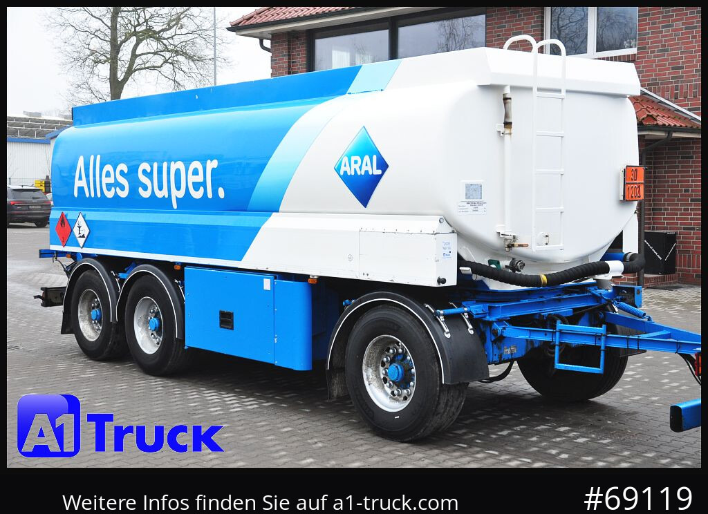 Oben-Untenbef. 22.400 Ltr. 3 KA - Tanker trailer: picture 1 Oben-Untenbef. 22.400 Ltr. 3 KA - Tanker trailer: picture 1