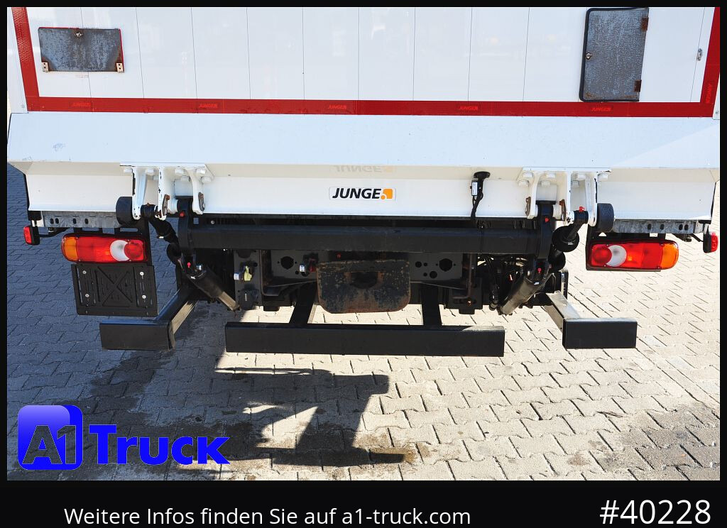 RENAULT D 280,  4x2, Ladebordwand, LBW, TÜV 06/2026 - Curtain side truck: picture 2 RENAULT D 280,  4x2, Ladebordwand, LBW, TÜV 06/2026 - Curtain side truck: picture 2