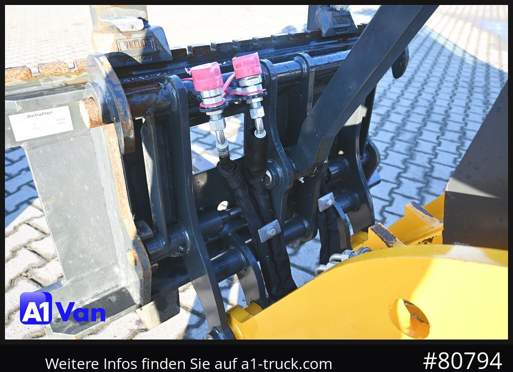 SCHAEFFER Schäffer 2445S Hoflader, Gabel, 127 Bstd. - Wheel loader: picture 5 SCHAEFFER Schäffer 2445S Hoflader, Gabel, 127 Bstd. - Wheel loader: picture 5