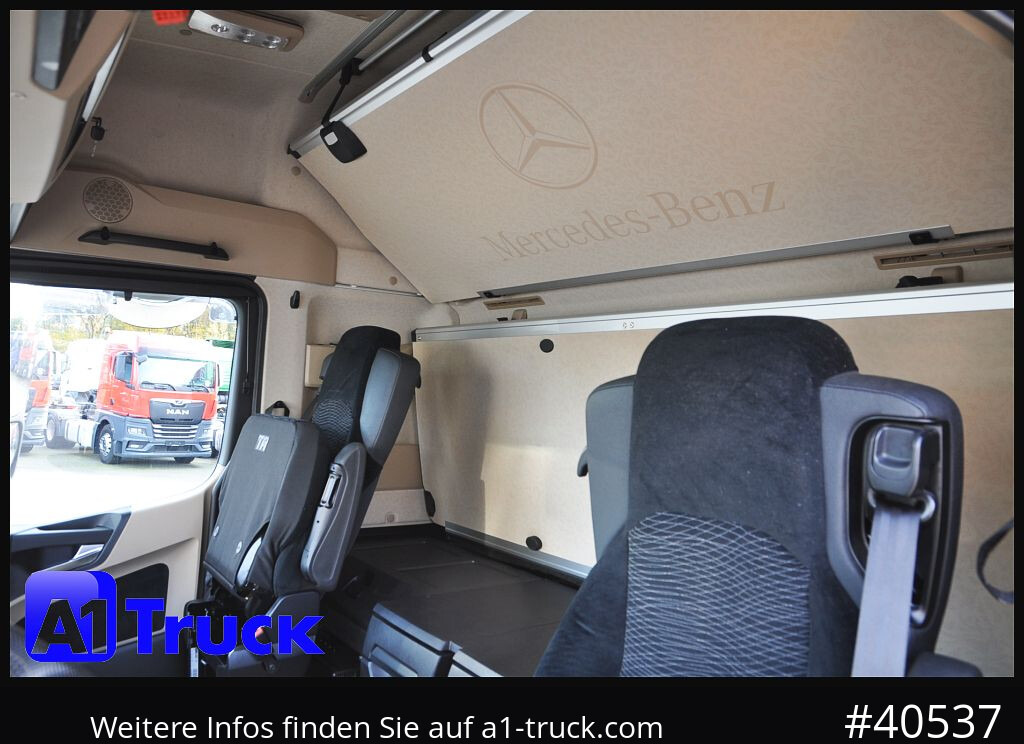 MERCEDES-BENZ 4158 BL 8x4, neues Model, guter Zustand - Tractor unit: picture 5 MERCEDES-BENZ 4158 BL 8x4, neues Model, guter Zustand - Tractor unit: picture 5