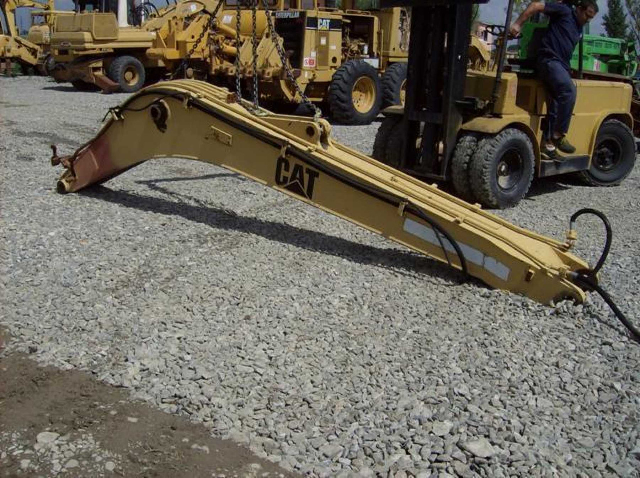 Caterpillar 212 braccio monolitico - Boom for Construction machinery: picture 2 Caterpillar 212 braccio monolitico - Boom for Construction machinery: picture 2