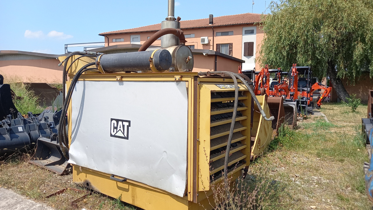 Caterpillar 3208 T Gruppo elettrogeno caterpillar 3208 T usato in buone condizioni. - Generator set: picture 1 Caterpillar 3208 T Gruppo elettrogeno caterpillar 3208 T usato in buone condizioni. - Generator set: picture 1