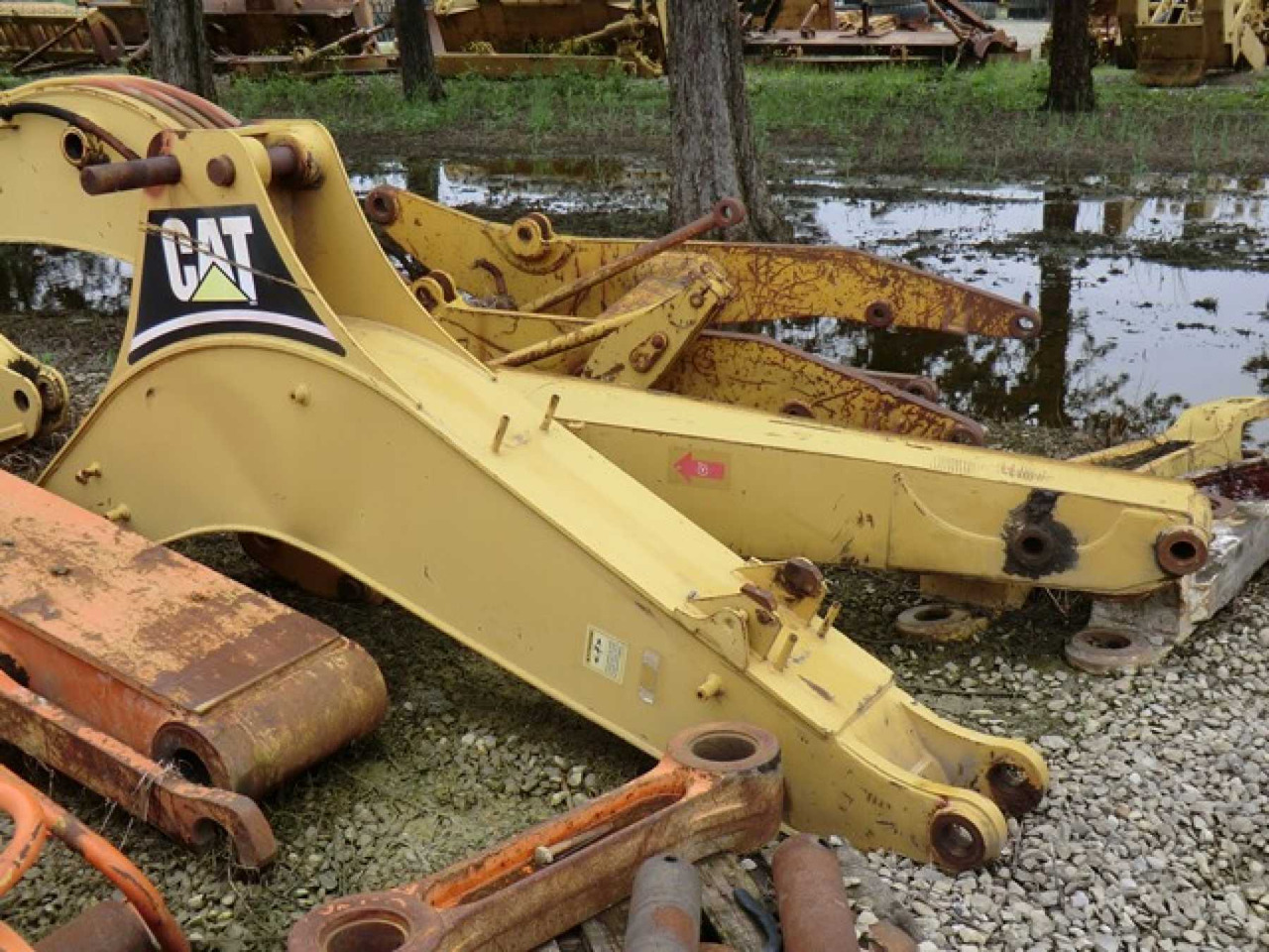 Caterpillar 438C BRACCIO POSTERIORE - Boom for Construction machinery: picture 2 Caterpillar 438C BRACCIO POSTERIORE - Boom for Construction machinery: picture 2