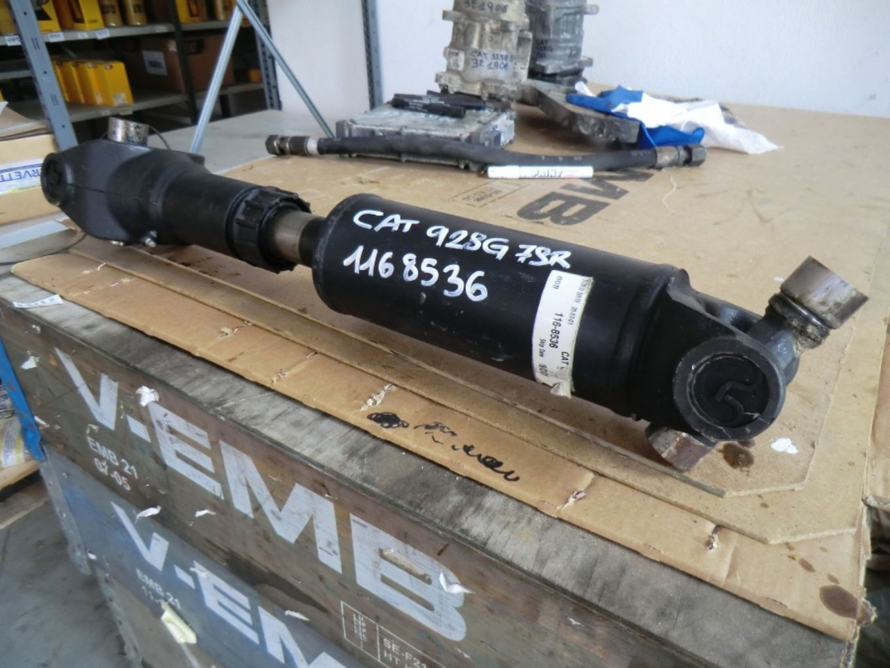 Caterpillar 928G ALBERO - Transmission for Construction machinery: picture 1 Caterpillar 928G ALBERO - Transmission for Construction machinery: picture 1