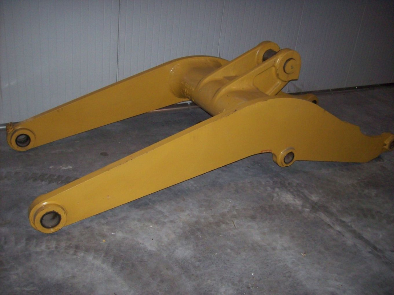 Caterpillar 950B E F BRACCIO REVISIONATO - Boom for Construction machinery: picture 2 Caterpillar 950B E F BRACCIO REVISIONATO - Boom for Construction machinery: picture 2