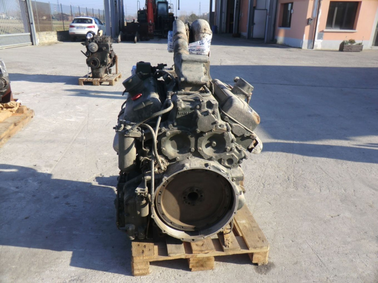 DETROIT DIESEL 8V53 MOTORE MARINO USATO. TIPO D.W. - L.S. COMPLETO DI TURBO E MOTORINO DI AVVIAMENTO. - Engine for Construction machinery: picture 4 DETROIT DIESEL 8V53 MOTORE MARINO USATO. TIPO D.W. - L.S. COMPLETO DI TURBO E MOTORINO DI AVVIAMENTO. - Engine for Construction machinery: picture 4