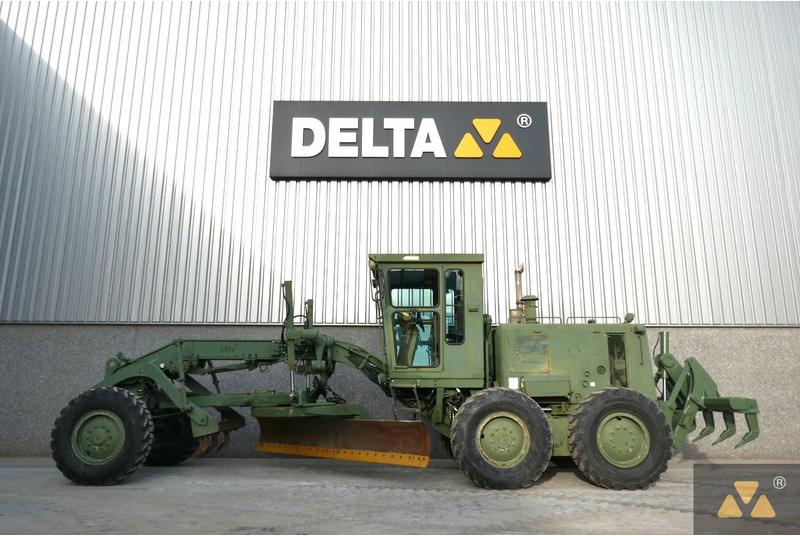 Caterpillar 130G Ex-army - Grader: picture 1 Caterpillar 130G Ex-army - Grader: picture 1