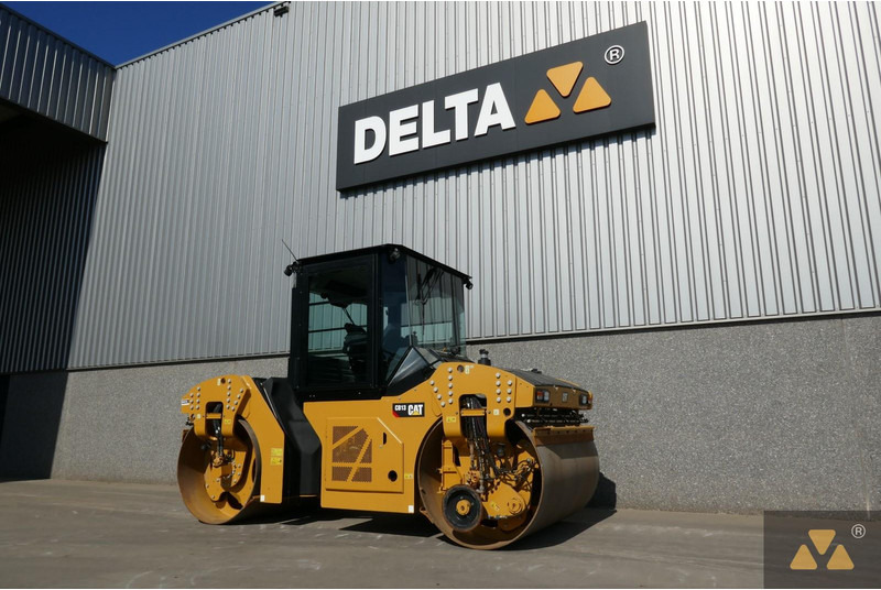 Caterpillar CB13 - Roller: picture 3 Caterpillar CB13 - Roller: picture 3