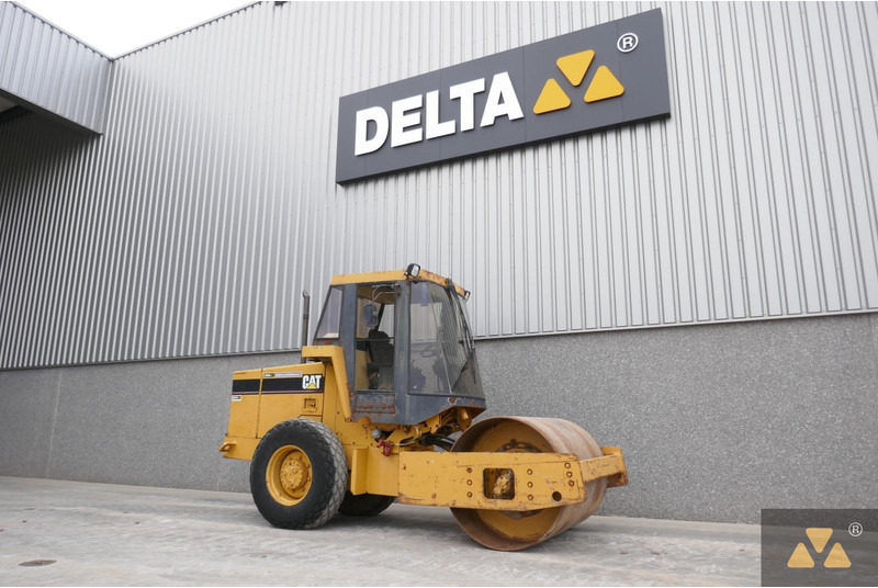 Caterpillar CS433C - Roller: picture 3 Caterpillar CS433C - Roller: picture 3